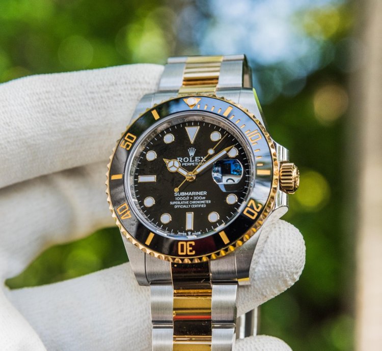 Rolex Submariner Date Gold Stainless Steel