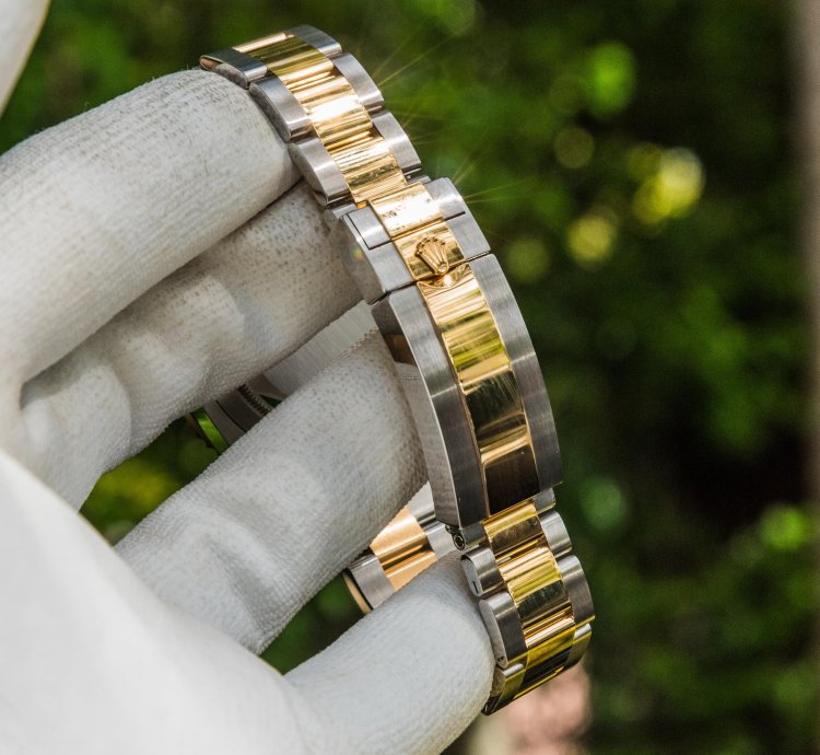 Rolex Submariner Date Gold Stainless Steel