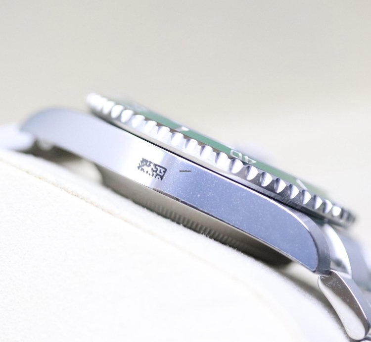 Rolex Submariner Date Hulk