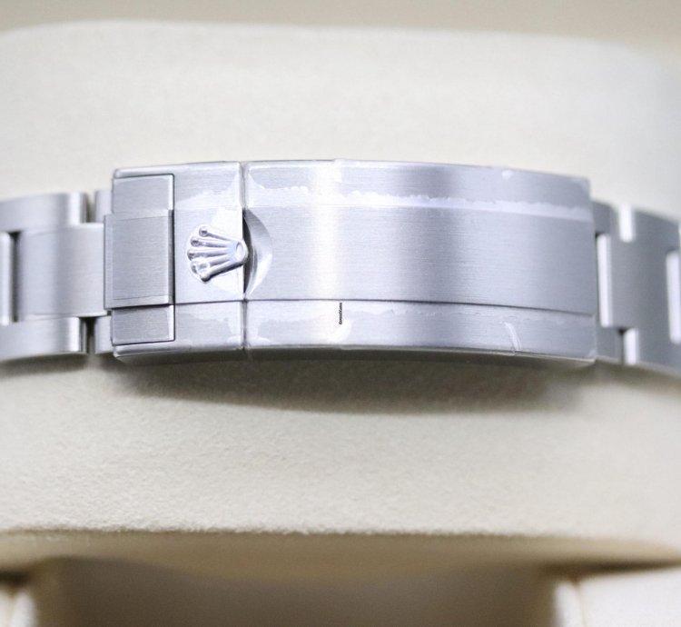 Rolex Submariner Date Hulk