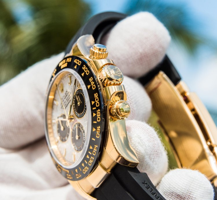 Rolex Daytona Yellow Gold - Meteorite Dial - Oysterflex discontinued