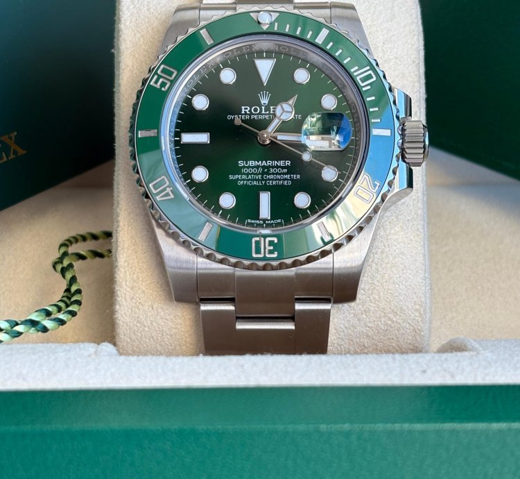 Rolex Submariner Date Hulk - 116610lv - 2020 Old Card