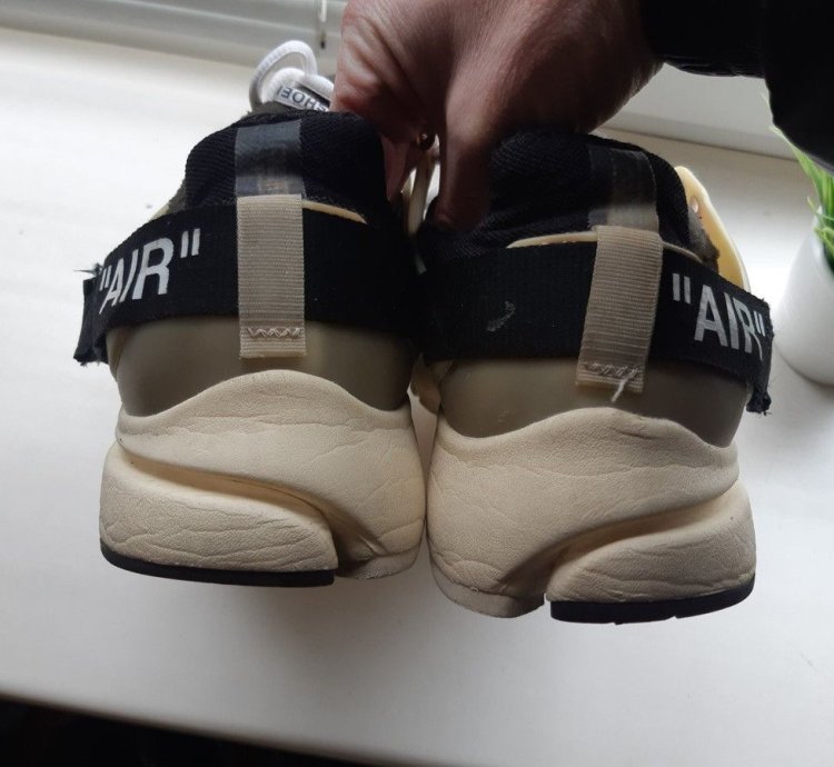 Nike Air Presto Off White Sneakers