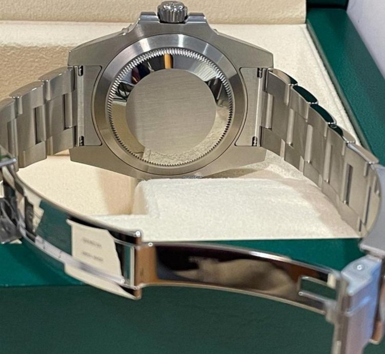 Rolex Submariner Date Hulk - 2020 - 116610lv New Card