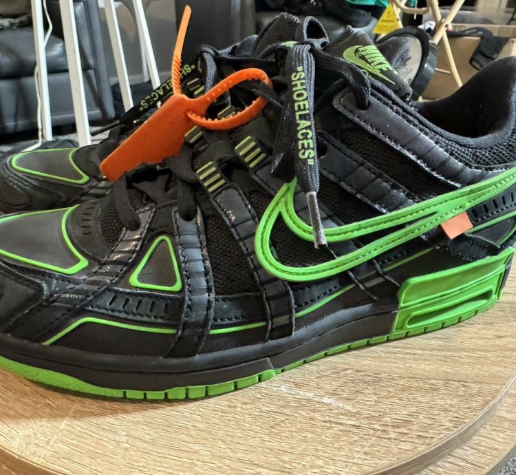 Nike Air Rubber Dunk
