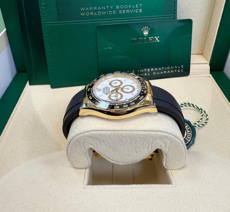 Rolex Daytona Yellow Gold Black Cerachrom Bezel White Index Dial Oysterflex Strap 126518ln