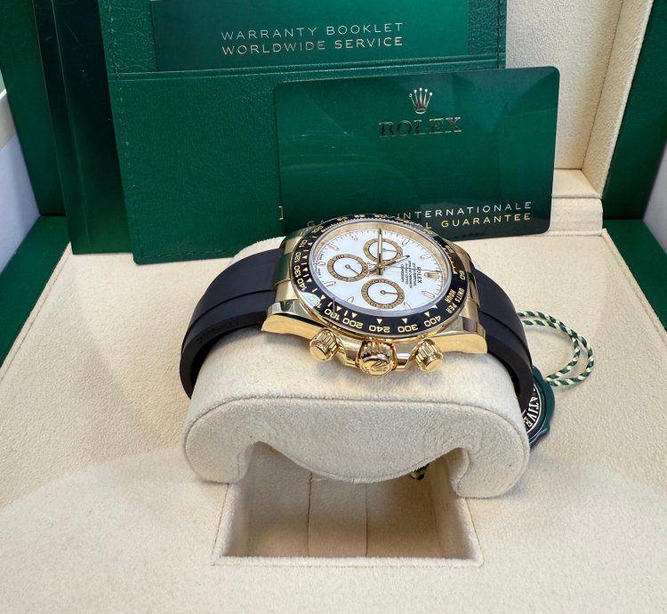 Rolex Daytona Yellow Gold Black Cerachrom Bezel White Index Dial Oysterflex Strap 126518ln