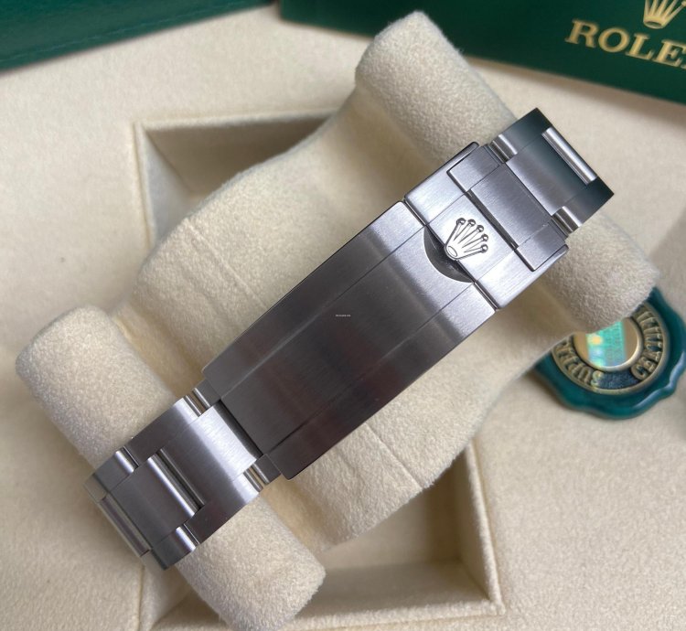 Rolex Submariner Date Hulk 116610lv 2020 Edition