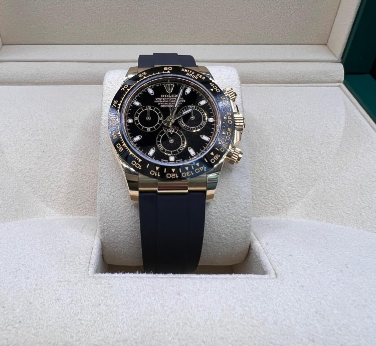 Rolex Daytona Yellow Gold Black Dial Oysterflex