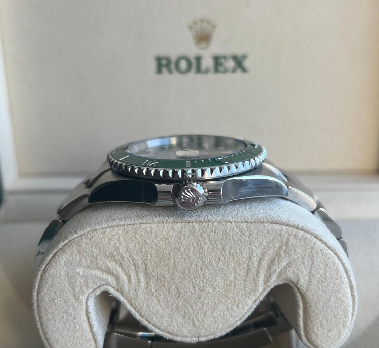 Rolex Submariner Date Hulk 116610lv 20218 Old Card