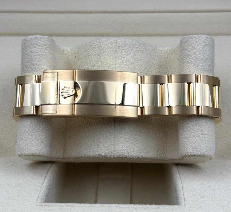 Rolex Daytona Yellow Gold Black Dial Yellow Gold Bracelet 126508 Unworn 2024