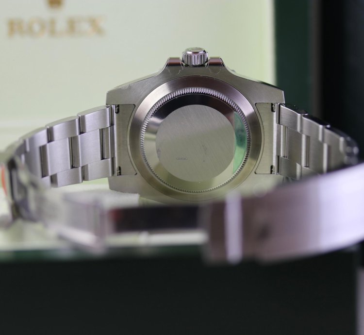 Rolex Submariner Date Hulk 2011