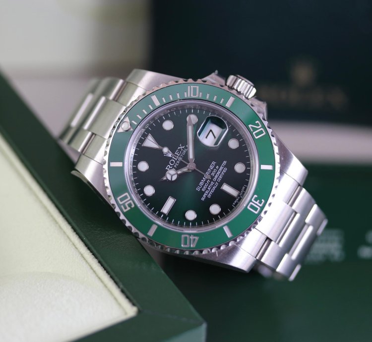 Rolex Submariner Date Hulk 2011