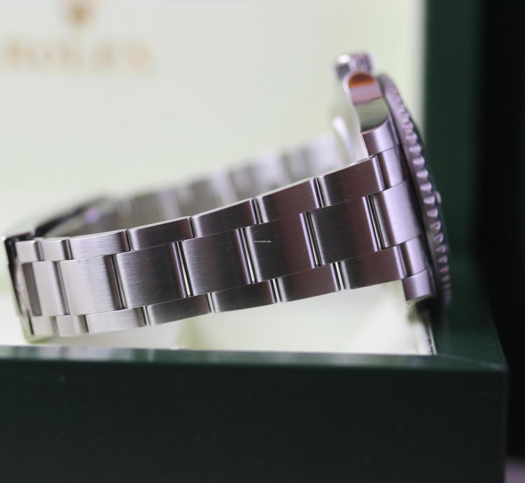 Rolex Submariner Date Hulk 2011