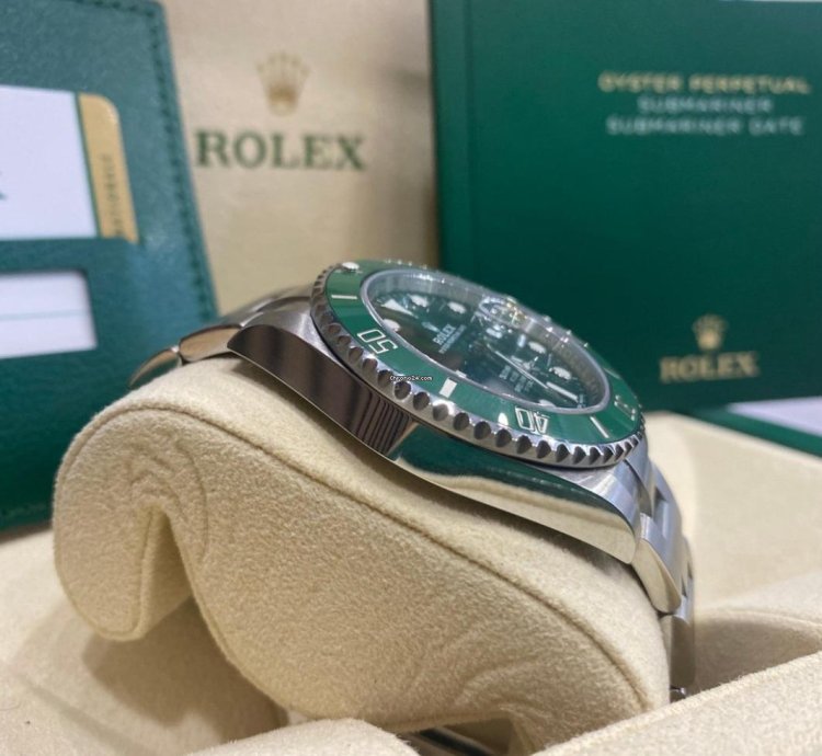 Rolex Submariner Date Hulk 2019 New Unworn Fullset 116610lv
