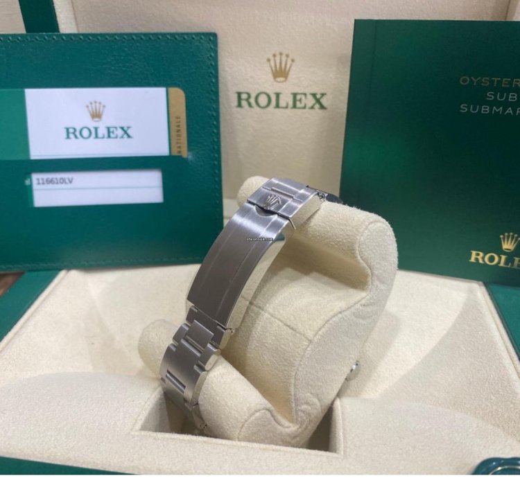 Rolex Submariner Date Hulk 2019 New Unworn Fullset 116610lv