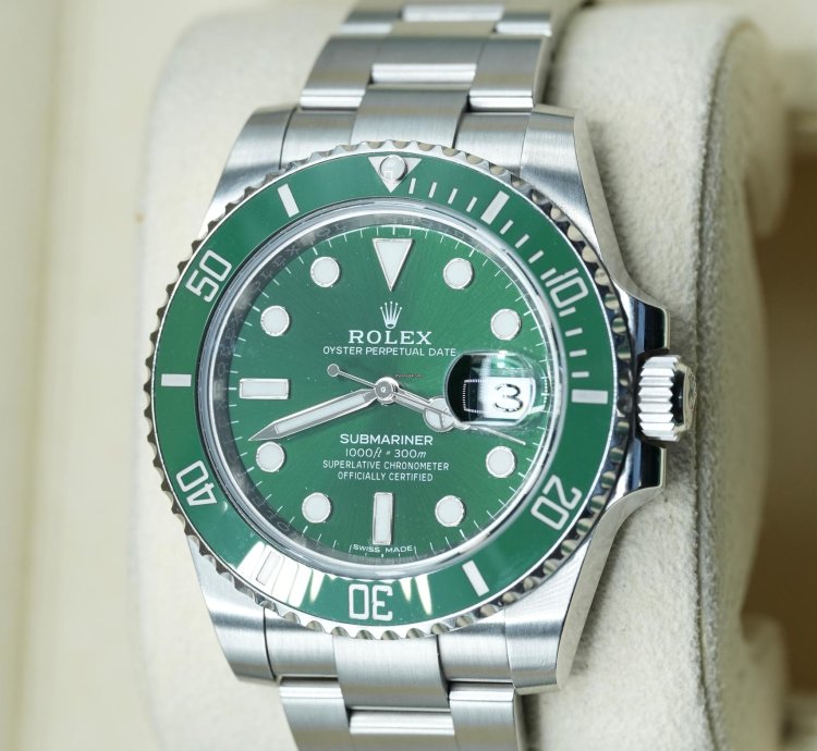 Rolex Submariner Date Hulk 2020 Green Dial Box And Papers 116610lv
