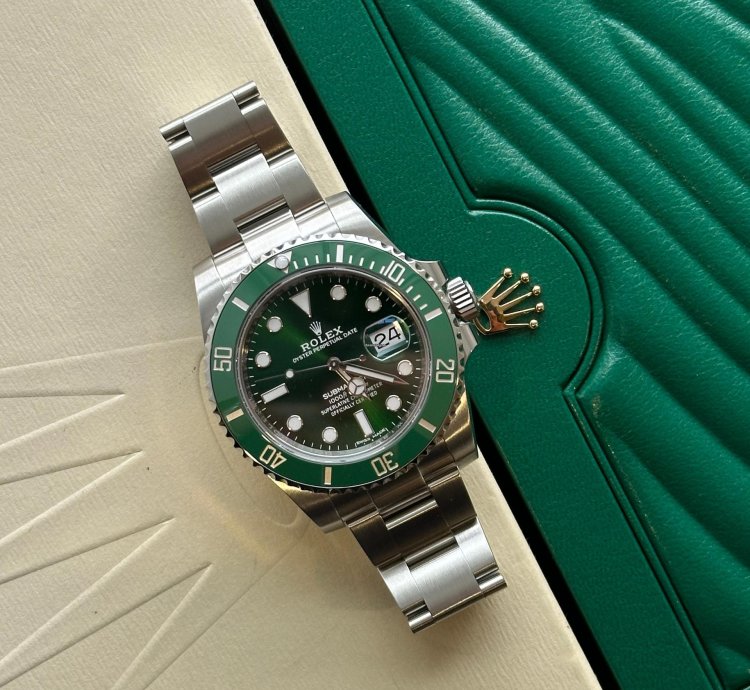 Rolex Submariner Date Hulk 2020 New Card 116610lv