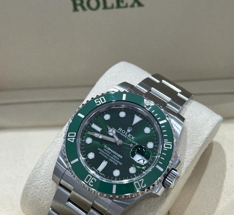 Rolex Submariner Date Hulk Discontinued Model New Warranty Card Unworn 116610lv Box Papers 2020