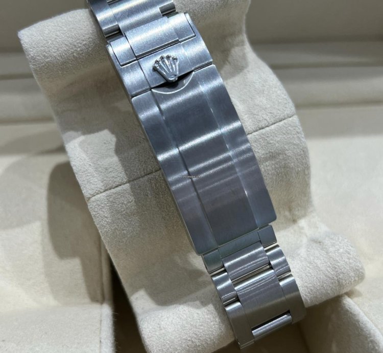 Rolex Submariner Date Hulk Discontinued Model New Warranty Card Unworn 116610lv Box Papers 2020