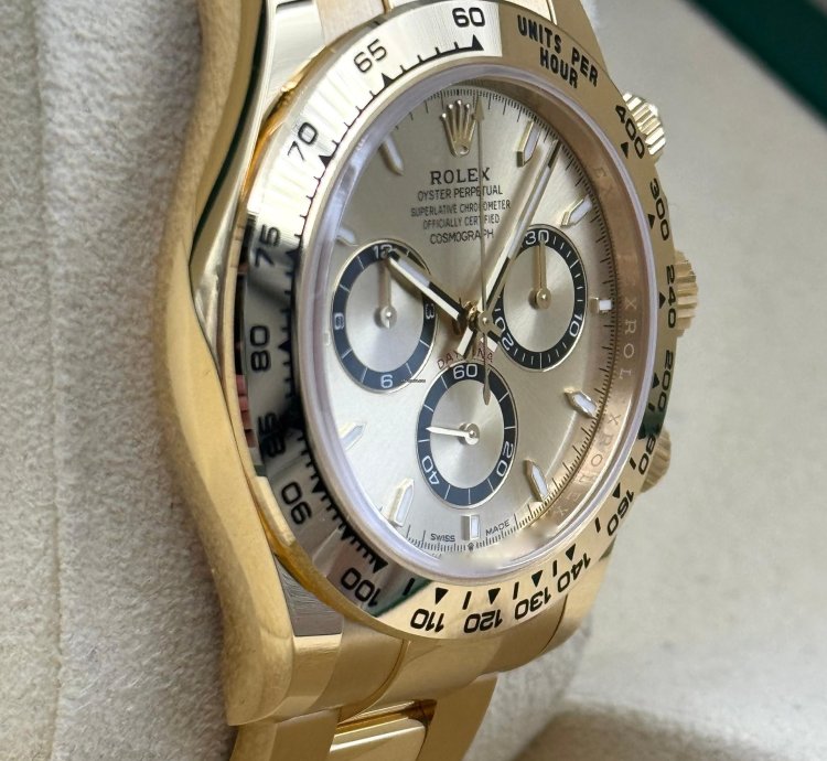 Rolex Daytona Yellow Gold Champagne Dial Yellow Gold Bracelet 126508 Unworn 2024