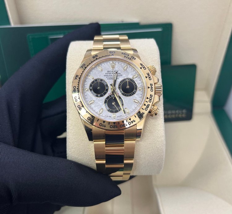 Rolex Daytona Yellow Gold Cosmograph Daytona 40 Watch - Meteorite And Black Dial - Oyster 116508