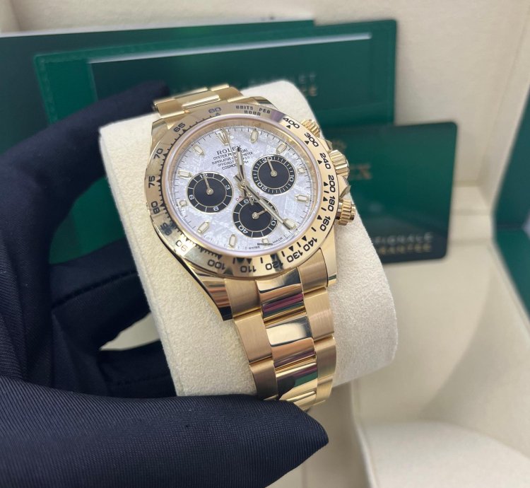Rolex Daytona Yellow Gold Cosmograph Daytona 40 Watch - Meteorite And Black Dial - Oyster 116508