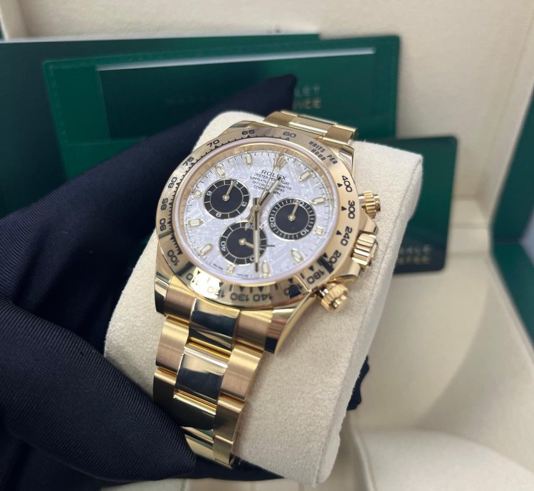 Rolex Daytona Yellow Gold Cosmograph Daytona 40 Watch - Meteorite And Black Dial - Oyster 116508