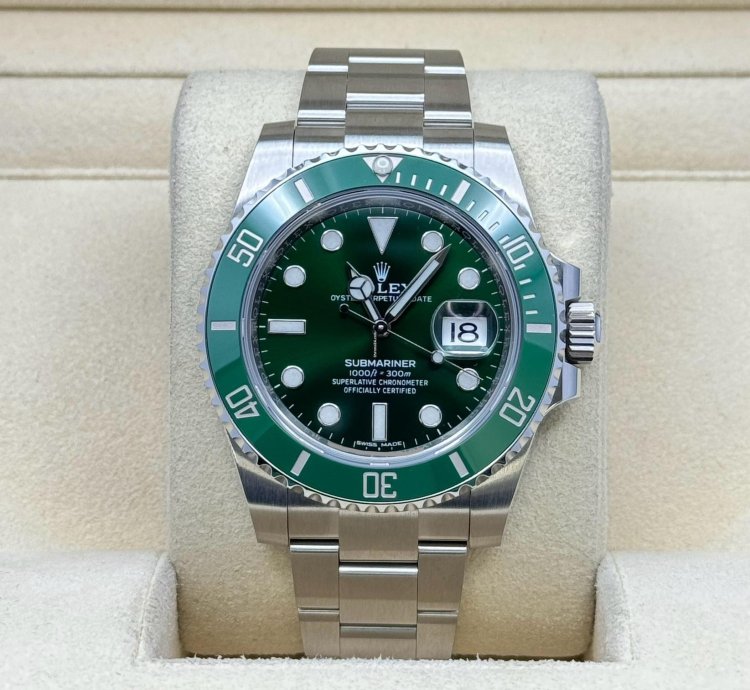 Rolex Submariner Date Hulk New Style Card
