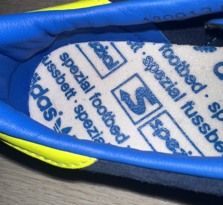 Adidas Hochelaga Spzl Night Indigo Solar Yellow Sneakers