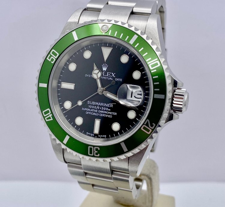 Rolex Submariner Date Kermit - Fat Four
