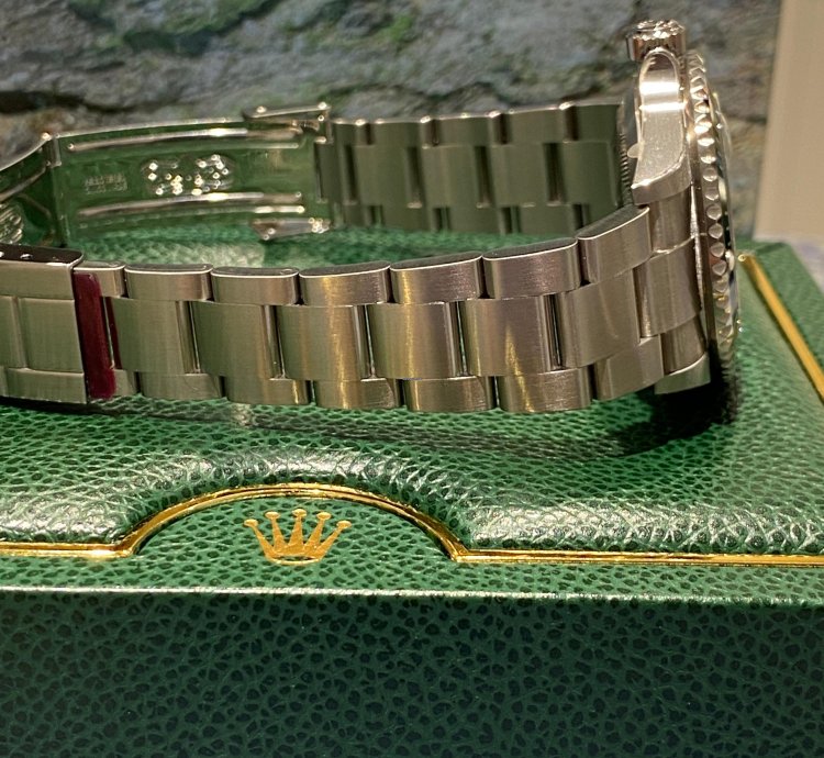 Rolex Submariner Date Kermit Fat Four Nos Serial F4