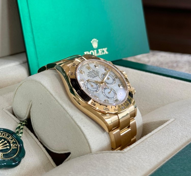 Rolex Daytona Yellow Gold Mother Of Pearl Diamond Dial 2021