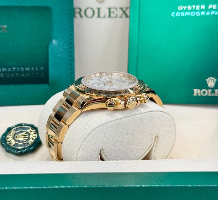 Rolex Daytona Yellow Gold Mother Of Pearl Diamond Dial 2021