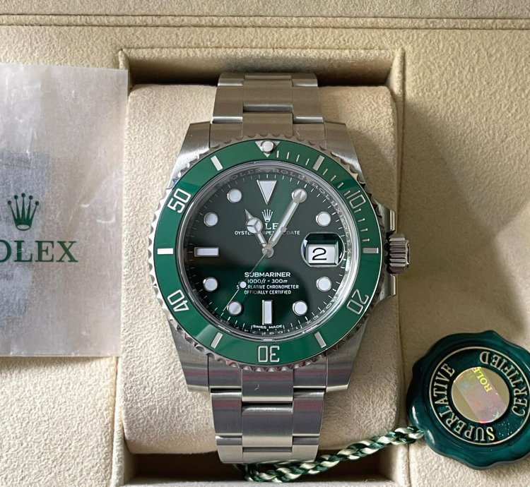 Rolex Submariner Date Magnifique Rolex Hulk Neuve