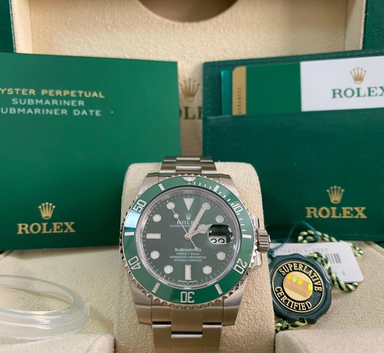 Rolex Submariner Date New Full Stickers 2018 Submariner Date Hulk New Old Stock 116610lv Full Set