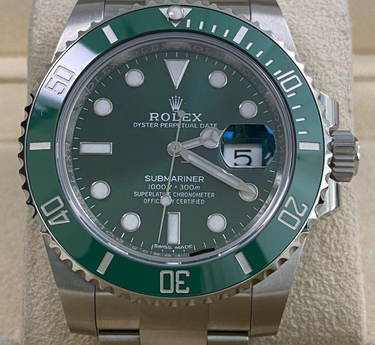 Rolex Submariner Date New Old Stock 2019 Submariner Date Hulk Unworn 116610lv Full Set