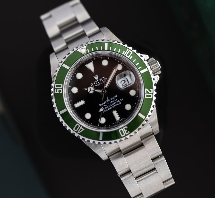 Rolex Submariner Date New Old Stock Full Set