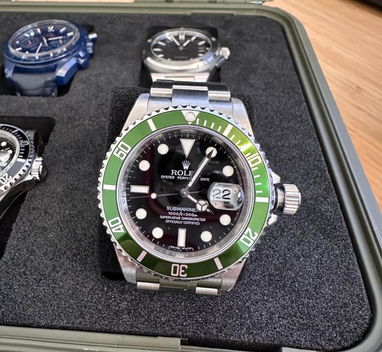 Rolex Submariner Date New Old Stock Full Set