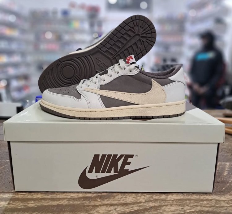 Jordan 1 Retro Low Og Sp Travis Scott Reverse Mocha