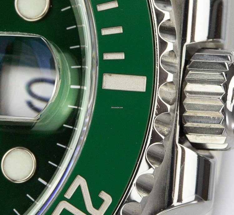 Rolex Submariner Date Oyster Perpetual Submariner Stainless Steel Hulk 116610lv