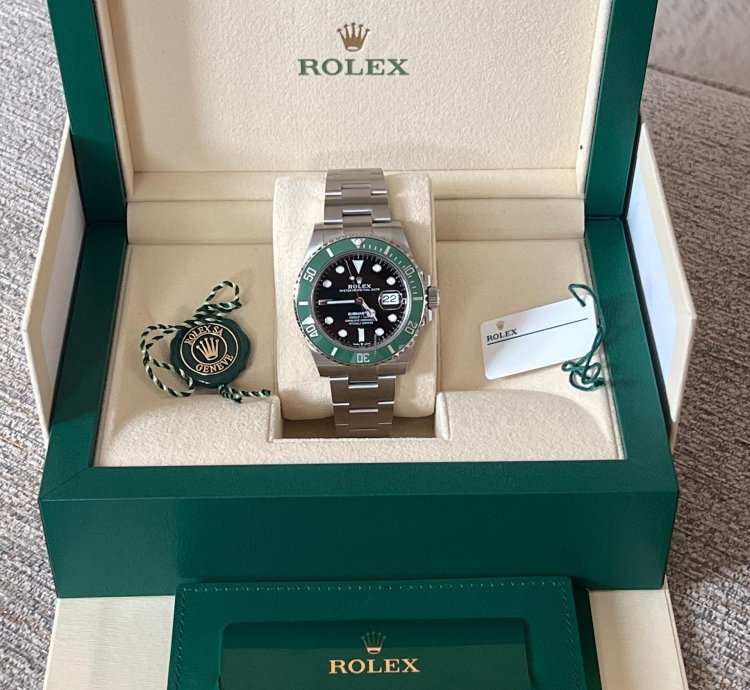 Rolex Submariner Date Rare 41mm 2020 Kermit Unworn Brand New Perfect Condition