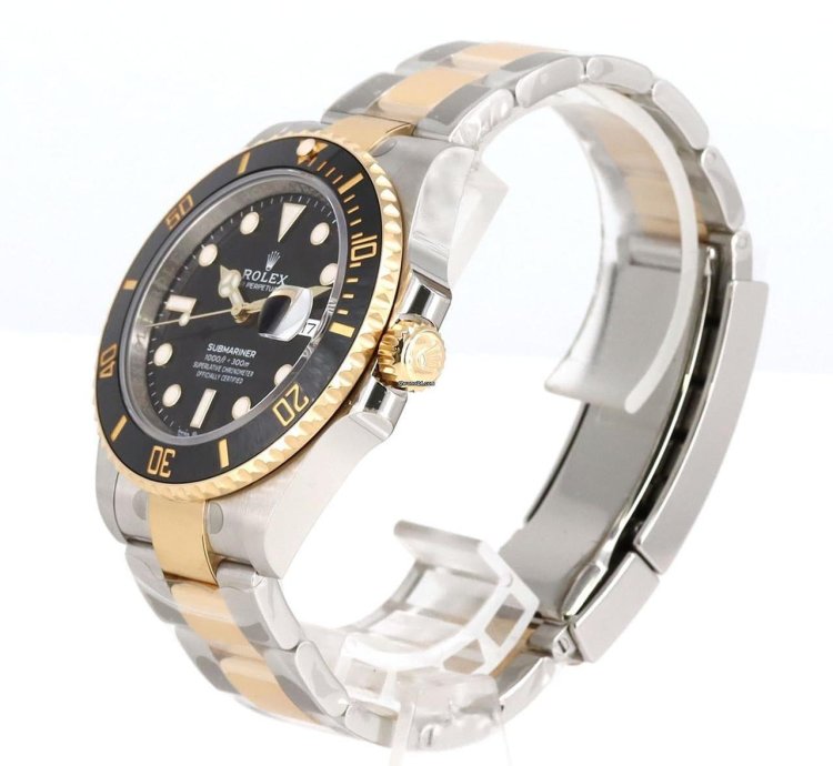 Rolex Submariner Date Rolex Submariner Date 126613ln Ssxyg Automatic