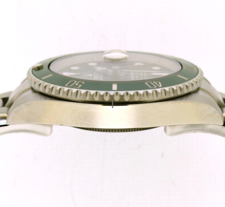 Rolex Submariner Date Steel Date Hulk 116610lv