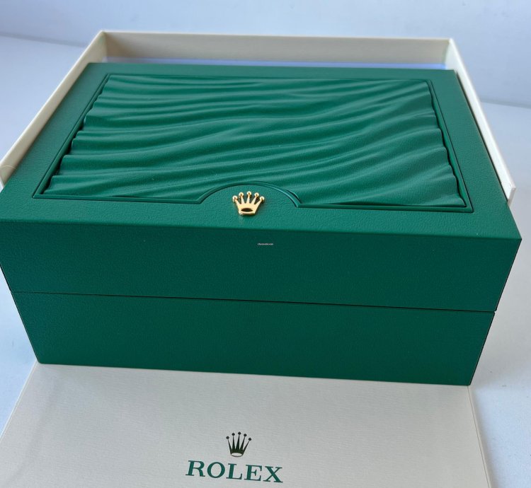 Rolex Submariner Date Stunning Blue Dial Full Set Of Papers Original Box 2024