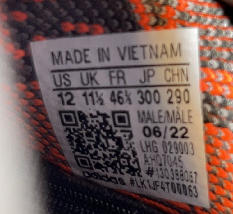 Adidas Men Syeezy Boost 350 V2 Carbon Beluga Size 12 Hq7045