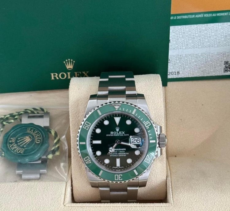 Rolex Submariner Date Unworn Full Set Hulk 116610lv - Top Condition