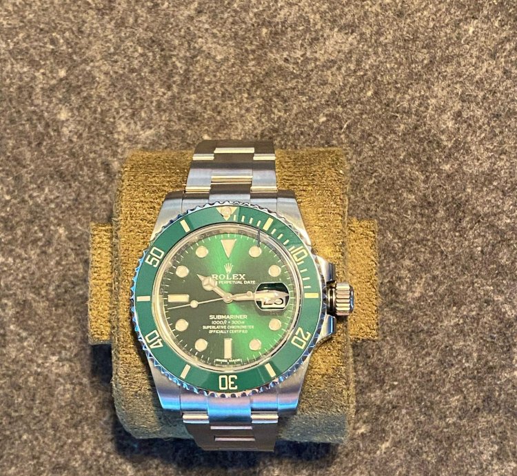 Rolex Submariner Date Unworn Full Set Hulk 116610lv - Top Condition