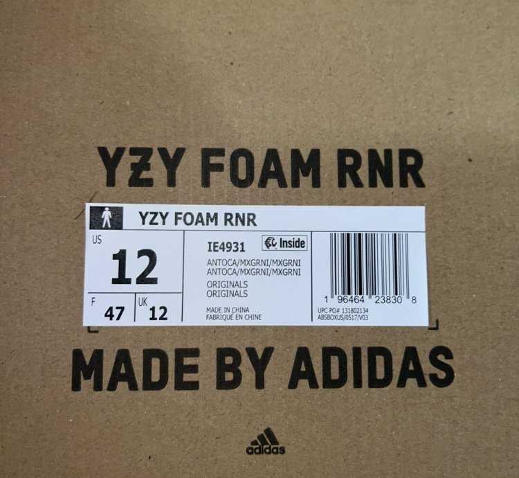 Adidas Men Yeezy Foam Rnr Desert Sand Size 12 Gv6843