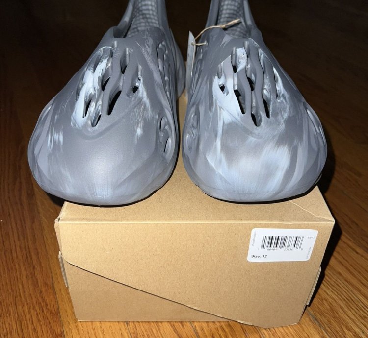 Adidas Men Yeezy Foam Rnr Mx Granite Size 12 Ie4931